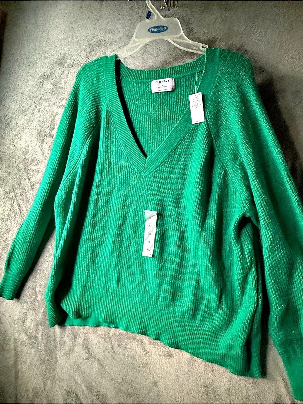 Old Navy SoSoft Loose V-Neck Sweater Green XL